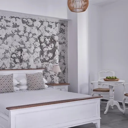 Aparthotel Makris