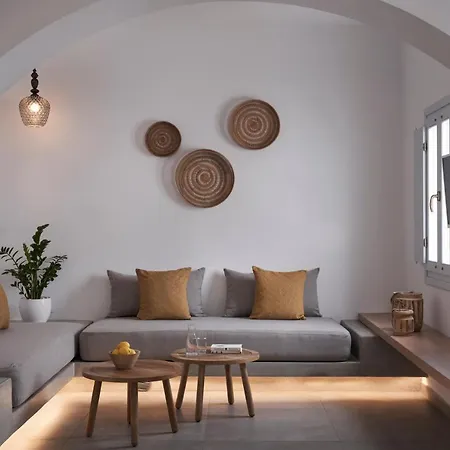 Makris Aparthotel Kamari (Santorini)