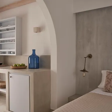 Makris Kamari (Santorini)