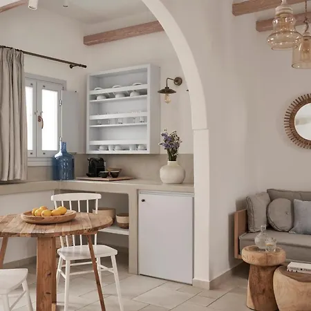 Makris Aparthotel