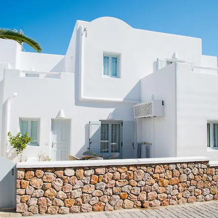 Makris Aparthotel Kamári