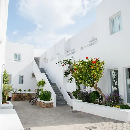 Aparthotel Makris 3*