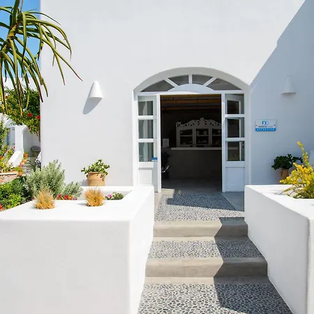 Aparthotel Makris 3*