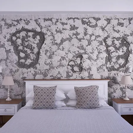 马克里斯海滩公寓式酒店 Kamári