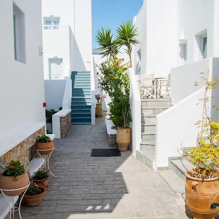 马克里斯海滩公寓式酒店 公寓式酒店 Kamári