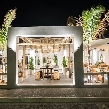 马克里斯海滩公寓式酒店 3* Kamári