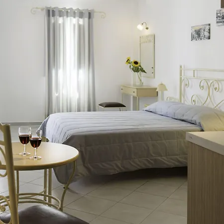 Apart Otel Makris 3*