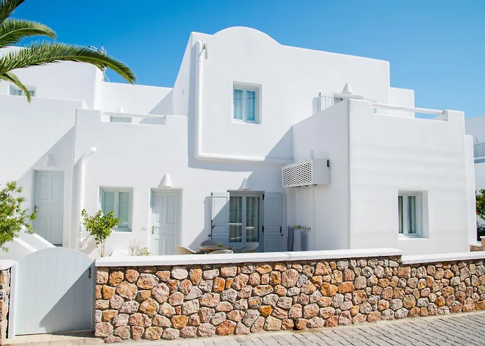 Makris Aparthotel Kamári