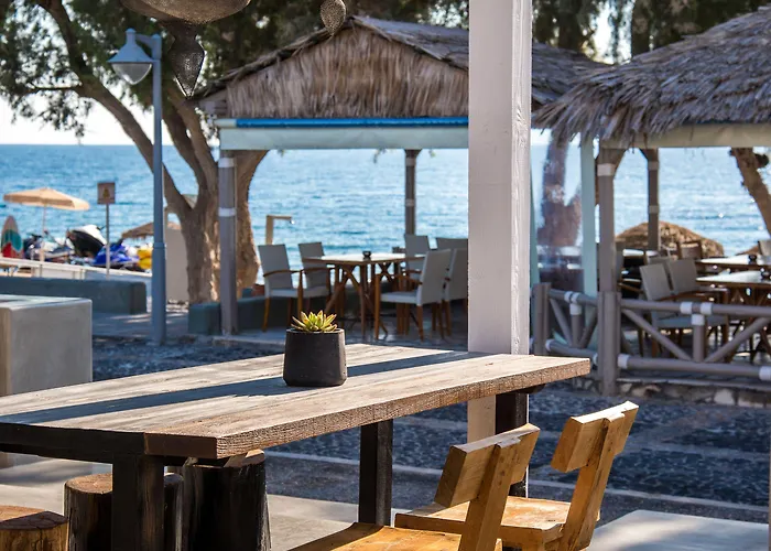 Makris Aparthotel Kamári