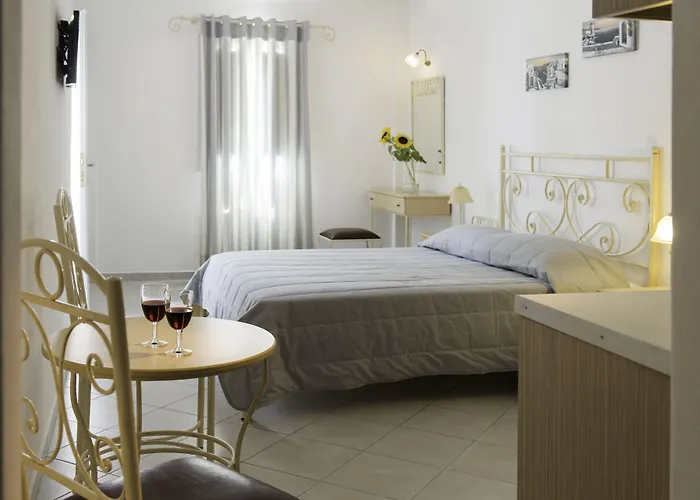 Aparthotel Makris 3*
